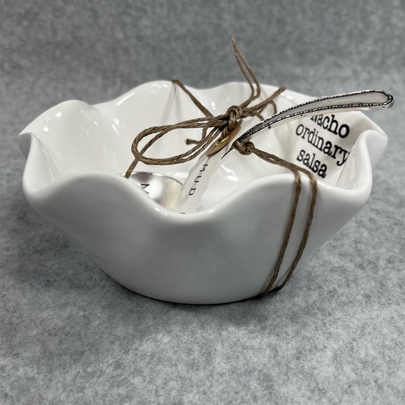 Mud Pie Nacho Ordinary Salsa Dish Embossed Spoon Set Serve‎ Ware White Ceramic - Picture 4 of 9
